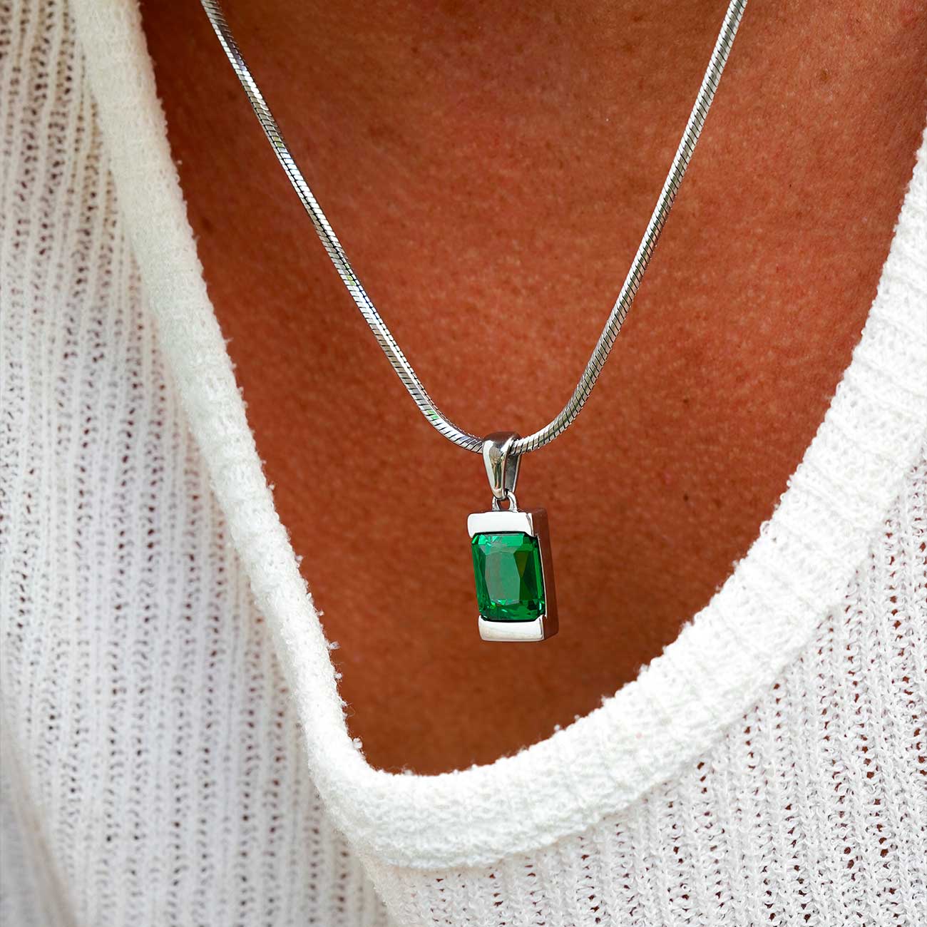 Chip - Jade - Image 4