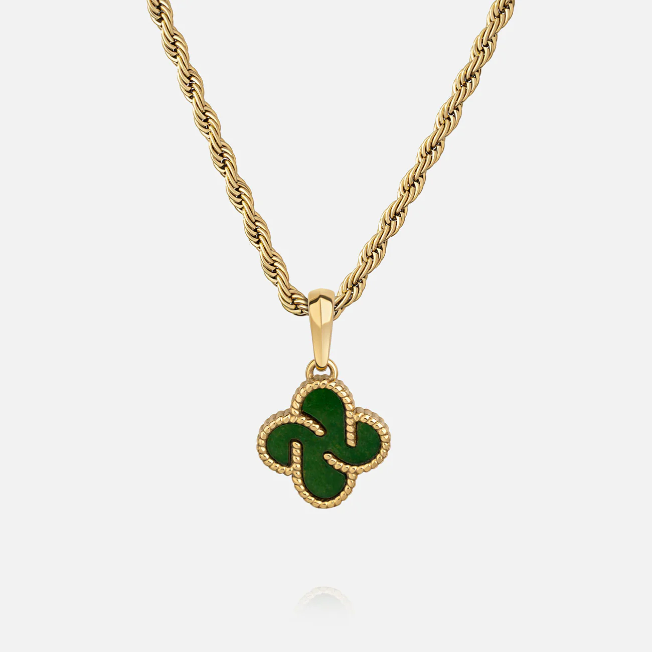 Heritage Clover Pendant - Aventurine - Image 5