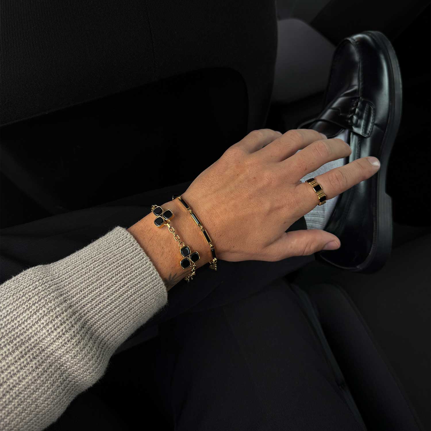 Pillar Band Ring - Onyx - Image 5