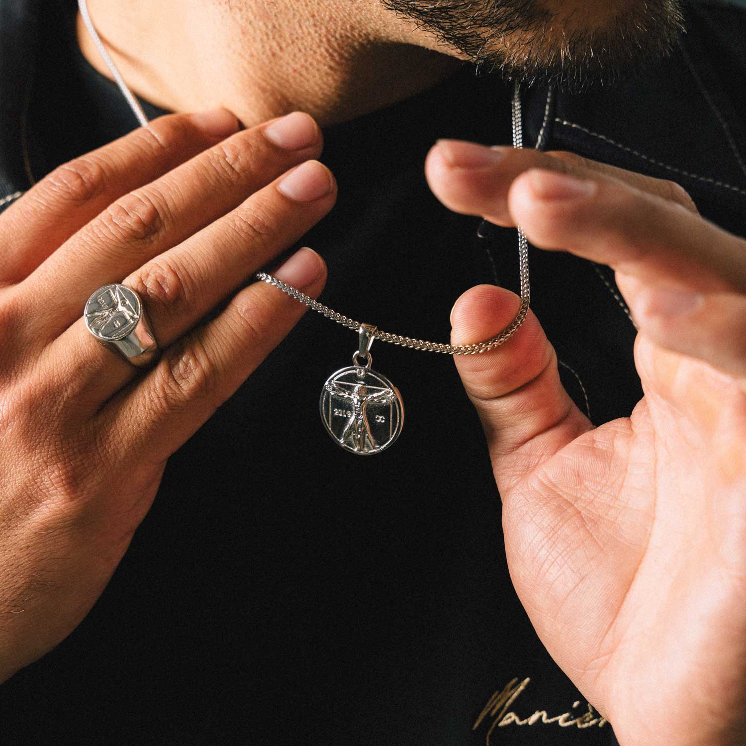 Vitruvian Man Pendant - Image 4
